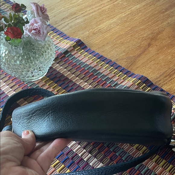 Portland Leather Black Crossbody Bag - Picture 4 of 9